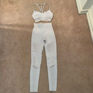 Alo Yoga workout set